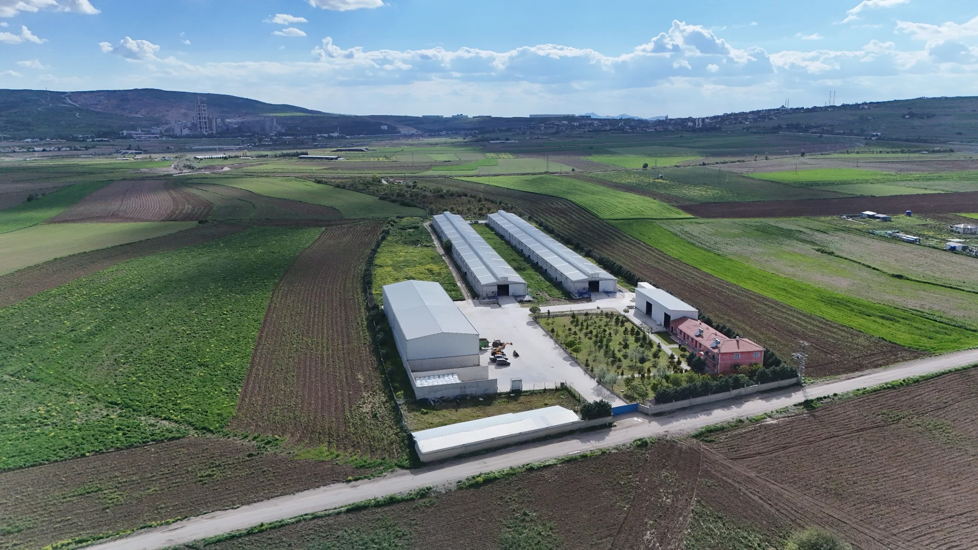 HASBESİ yerleşkesinin geniş açı drone görünümü